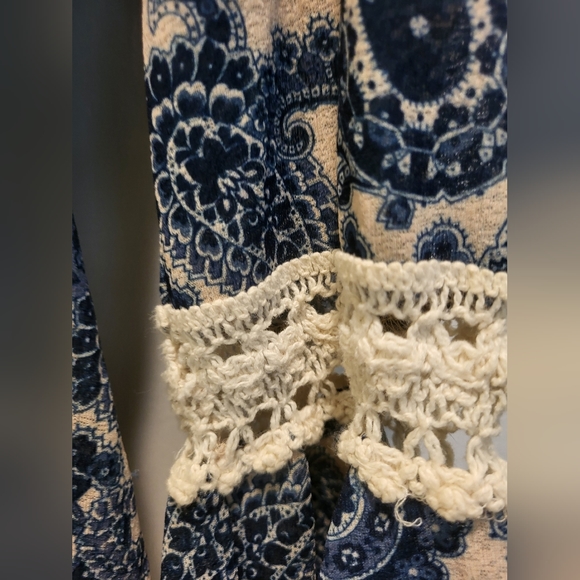 Vintage Bell Sleeve Blue Top Sz M - Picture 2 of 3